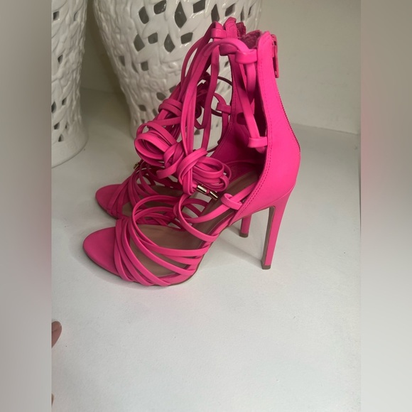 ALDO fuchsia pink color Strappy pink heels size 7 - Picture 4 of 11